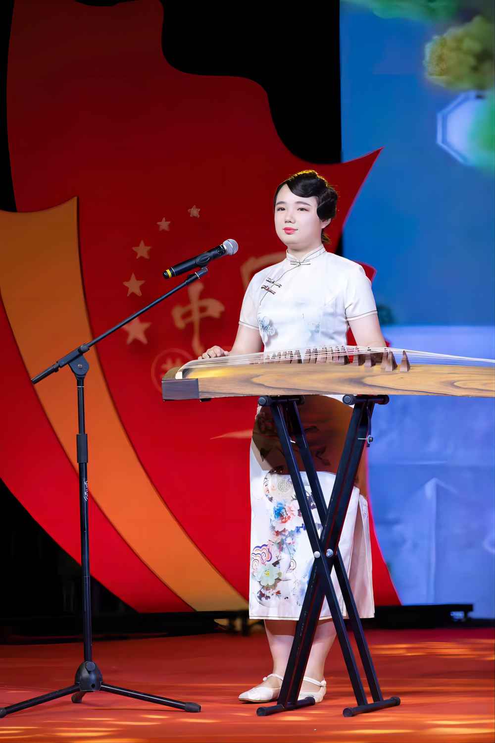 &#20247;&#24425;&#23448;&#32593;&#45;&#40;&#20013;&#22269;&#41;&#32929;&#20221;&#26377;&#38480;&#20844;&#21496;